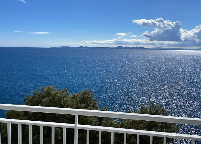 Overthesea - Pueblecito Apartment